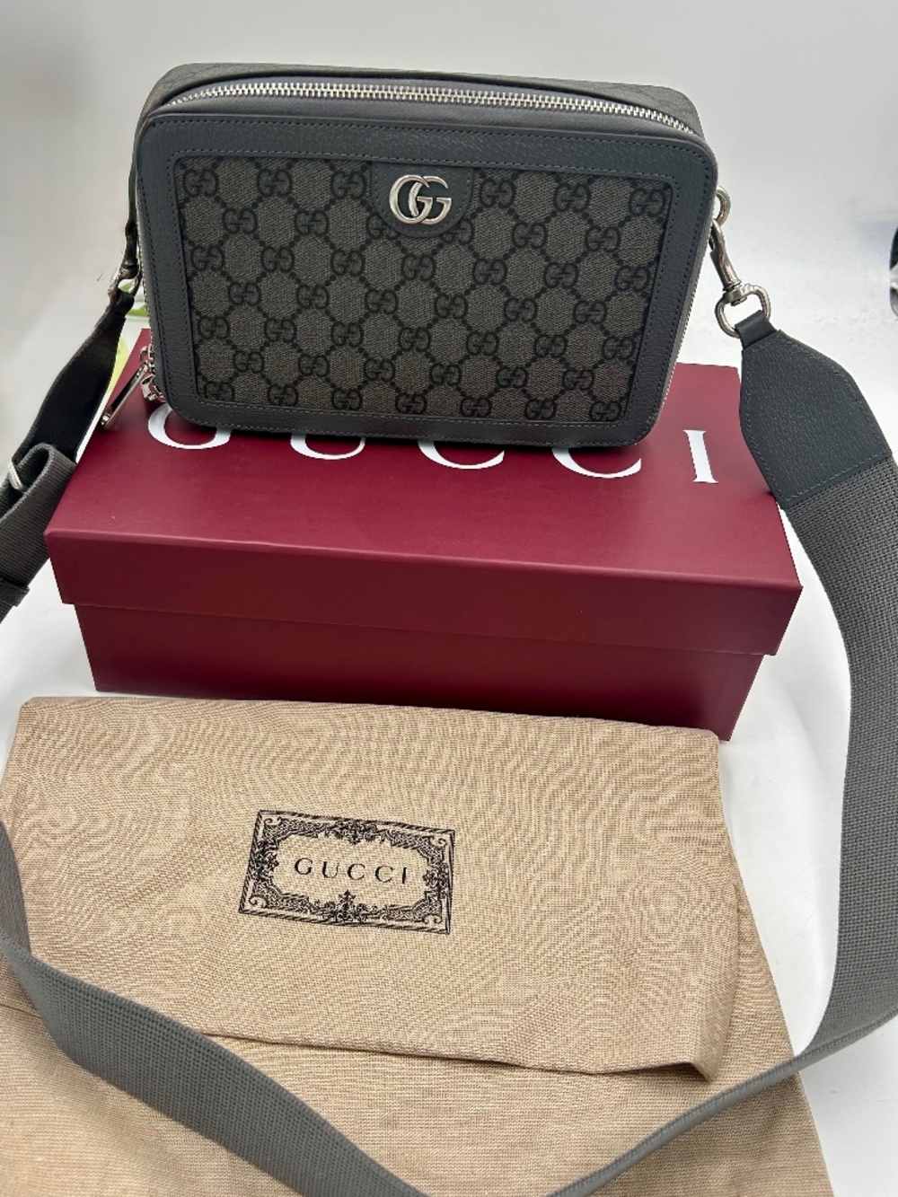 Men’s Gucci Ophedia GG Supreme Shoulder Bag.  Made in Italy.
